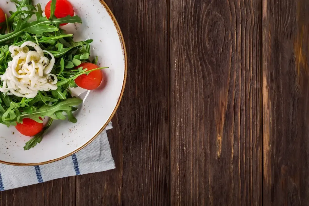 Kiedy posiłek po kolonoskopii? Dieta po zabiegu